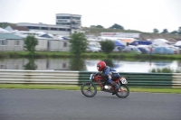 Mallory-park-Leicestershire;Mallory-park-photographs;Motorcycle-action-photographs;classic-bikes;event-digital-images;eventdigitalimages;mallory-park;no-limits-trackday;peter-wileman-photography;vintage-bikes;vintage-motorcycles;vmcc-festival-1000-bikes