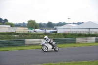 Mallory-park-Leicestershire;Mallory-park-photographs;Motorcycle-action-photographs;classic-bikes;event-digital-images;eventdigitalimages;mallory-park;no-limits-trackday;peter-wileman-photography;vintage-bikes;vintage-motorcycles;vmcc-festival-1000-bikes