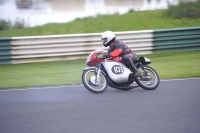 Mallory-park-Leicestershire;Mallory-park-photographs;Motorcycle-action-photographs;classic-bikes;event-digital-images;eventdigitalimages;mallory-park;no-limits-trackday;peter-wileman-photography;vintage-bikes;vintage-motorcycles;vmcc-festival-1000-bikes