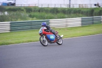 Mallory-park-Leicestershire;Mallory-park-photographs;Motorcycle-action-photographs;classic-bikes;event-digital-images;eventdigitalimages;mallory-park;no-limits-trackday;peter-wileman-photography;vintage-bikes;vintage-motorcycles;vmcc-festival-1000-bikes