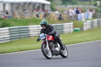 Mallory-park-Leicestershire;Mallory-park-photographs;Motorcycle-action-photographs;classic-bikes;event-digital-images;eventdigitalimages;mallory-park;no-limits-trackday;peter-wileman-photography;vintage-bikes;vintage-motorcycles;vmcc-festival-1000-bikes