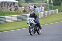 Mallory-park-Leicestershire;Mallory-park-photographs;Motorcycle-action-photographs;classic-bikes;event-digital-images;eventdigitalimages;mallory-park;no-limits-trackday;peter-wileman-photography;vintage-bikes;vintage-motorcycles;vmcc-festival-1000-bikes