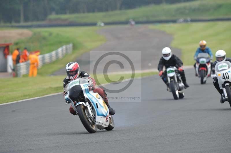 Mallory park Leicestershire;Mallory park photographs;Motorcycle action photographs;classic bikes;event digital images;eventdigitalimages;mallory park;no limits trackday;peter wileman photography;vintage bikes;vintage motorcycles;vmcc festival 1000 bikes