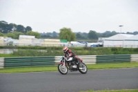 Mallory-park-Leicestershire;Mallory-park-photographs;Motorcycle-action-photographs;classic-bikes;event-digital-images;eventdigitalimages;mallory-park;no-limits-trackday;peter-wileman-photography;vintage-bikes;vintage-motorcycles;vmcc-festival-1000-bikes