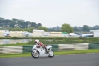 Mallory-park-Leicestershire;Mallory-park-photographs;Motorcycle-action-photographs;classic-bikes;event-digital-images;eventdigitalimages;mallory-park;no-limits-trackday;peter-wileman-photography;vintage-bikes;vintage-motorcycles;vmcc-festival-1000-bikes