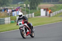 Mallory-park-Leicestershire;Mallory-park-photographs;Motorcycle-action-photographs;classic-bikes;event-digital-images;eventdigitalimages;mallory-park;no-limits-trackday;peter-wileman-photography;vintage-bikes;vintage-motorcycles;vmcc-festival-1000-bikes