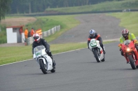 Mallory-park-Leicestershire;Mallory-park-photographs;Motorcycle-action-photographs;classic-bikes;event-digital-images;eventdigitalimages;mallory-park;no-limits-trackday;peter-wileman-photography;vintage-bikes;vintage-motorcycles;vmcc-festival-1000-bikes