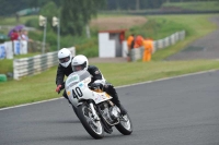 Mallory-park-Leicestershire;Mallory-park-photographs;Motorcycle-action-photographs;classic-bikes;event-digital-images;eventdigitalimages;mallory-park;no-limits-trackday;peter-wileman-photography;vintage-bikes;vintage-motorcycles;vmcc-festival-1000-bikes