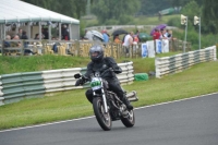 Mallory-park-Leicestershire;Mallory-park-photographs;Motorcycle-action-photographs;classic-bikes;event-digital-images;eventdigitalimages;mallory-park;no-limits-trackday;peter-wileman-photography;vintage-bikes;vintage-motorcycles;vmcc-festival-1000-bikes