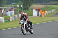 Mallory-park-Leicestershire;Mallory-park-photographs;Motorcycle-action-photographs;classic-bikes;event-digital-images;eventdigitalimages;mallory-park;no-limits-trackday;peter-wileman-photography;vintage-bikes;vintage-motorcycles;vmcc-festival-1000-bikes