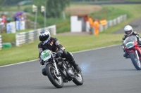 Mallory-park-Leicestershire;Mallory-park-photographs;Motorcycle-action-photographs;classic-bikes;event-digital-images;eventdigitalimages;mallory-park;no-limits-trackday;peter-wileman-photography;vintage-bikes;vintage-motorcycles;vmcc-festival-1000-bikes