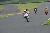 Mallory-park-Leicestershire;Mallory-park-photographs;Motorcycle-action-photographs;classic-bikes;event-digital-images;eventdigitalimages;mallory-park;no-limits-trackday;peter-wileman-photography;vintage-bikes;vintage-motorcycles;vmcc-festival-1000-bikes