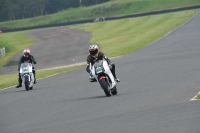 Mallory-park-Leicestershire;Mallory-park-photographs;Motorcycle-action-photographs;classic-bikes;event-digital-images;eventdigitalimages;mallory-park;no-limits-trackday;peter-wileman-photography;vintage-bikes;vintage-motorcycles;vmcc-festival-1000-bikes