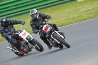 Mallory-park-Leicestershire;Mallory-park-photographs;Motorcycle-action-photographs;classic-bikes;event-digital-images;eventdigitalimages;mallory-park;no-limits-trackday;peter-wileman-photography;vintage-bikes;vintage-motorcycles;vmcc-festival-1000-bikes