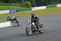 Mallory-park-Leicestershire;Mallory-park-photographs;Motorcycle-action-photographs;classic-bikes;event-digital-images;eventdigitalimages;mallory-park;no-limits-trackday;peter-wileman-photography;vintage-bikes;vintage-motorcycles;vmcc-festival-1000-bikes