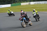 Mallory-park-Leicestershire;Mallory-park-photographs;Motorcycle-action-photographs;classic-bikes;event-digital-images;eventdigitalimages;mallory-park;no-limits-trackday;peter-wileman-photography;vintage-bikes;vintage-motorcycles;vmcc-festival-1000-bikes