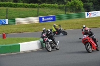 Mallory-park-Leicestershire;Mallory-park-photographs;Motorcycle-action-photographs;classic-bikes;event-digital-images;eventdigitalimages;mallory-park;no-limits-trackday;peter-wileman-photography;vintage-bikes;vintage-motorcycles;vmcc-festival-1000-bikes