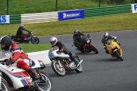 Mallory-park-Leicestershire;Mallory-park-photographs;Motorcycle-action-photographs;classic-bikes;event-digital-images;eventdigitalimages;mallory-park;no-limits-trackday;peter-wileman-photography;vintage-bikes;vintage-motorcycles;vmcc-festival-1000-bikes