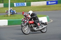 Mallory-park-Leicestershire;Mallory-park-photographs;Motorcycle-action-photographs;classic-bikes;event-digital-images;eventdigitalimages;mallory-park;no-limits-trackday;peter-wileman-photography;vintage-bikes;vintage-motorcycles;vmcc-festival-1000-bikes