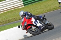 Mallory-park-Leicestershire;Mallory-park-photographs;Motorcycle-action-photographs;classic-bikes;event-digital-images;eventdigitalimages;mallory-park;no-limits-trackday;peter-wileman-photography;vintage-bikes;vintage-motorcycles;vmcc-festival-1000-bikes