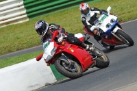 Mallory-park-Leicestershire;Mallory-park-photographs;Motorcycle-action-photographs;classic-bikes;event-digital-images;eventdigitalimages;mallory-park;no-limits-trackday;peter-wileman-photography;vintage-bikes;vintage-motorcycles;vmcc-festival-1000-bikes