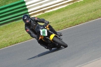 Mallory-park-Leicestershire;Mallory-park-photographs;Motorcycle-action-photographs;classic-bikes;event-digital-images;eventdigitalimages;mallory-park;no-limits-trackday;peter-wileman-photography;vintage-bikes;vintage-motorcycles;vmcc-festival-1000-bikes