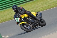 Mallory-park-Leicestershire;Mallory-park-photographs;Motorcycle-action-photographs;classic-bikes;event-digital-images;eventdigitalimages;mallory-park;no-limits-trackday;peter-wileman-photography;vintage-bikes;vintage-motorcycles;vmcc-festival-1000-bikes