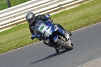 Mallory-park-Leicestershire;Mallory-park-photographs;Motorcycle-action-photographs;classic-bikes;event-digital-images;eventdigitalimages;mallory-park;no-limits-trackday;peter-wileman-photography;vintage-bikes;vintage-motorcycles;vmcc-festival-1000-bikes