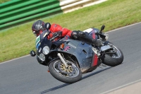 Mallory-park-Leicestershire;Mallory-park-photographs;Motorcycle-action-photographs;classic-bikes;event-digital-images;eventdigitalimages;mallory-park;no-limits-trackday;peter-wileman-photography;vintage-bikes;vintage-motorcycles;vmcc-festival-1000-bikes