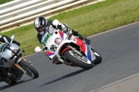 Mallory-park-Leicestershire;Mallory-park-photographs;Motorcycle-action-photographs;classic-bikes;event-digital-images;eventdigitalimages;mallory-park;no-limits-trackday;peter-wileman-photography;vintage-bikes;vintage-motorcycles;vmcc-festival-1000-bikes