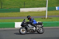 Mallory-park-Leicestershire;Mallory-park-photographs;Motorcycle-action-photographs;classic-bikes;event-digital-images;eventdigitalimages;mallory-park;no-limits-trackday;peter-wileman-photography;vintage-bikes;vintage-motorcycles;vmcc-festival-1000-bikes