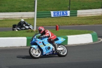 Mallory-park-Leicestershire;Mallory-park-photographs;Motorcycle-action-photographs;classic-bikes;event-digital-images;eventdigitalimages;mallory-park;no-limits-trackday;peter-wileman-photography;vintage-bikes;vintage-motorcycles;vmcc-festival-1000-bikes