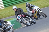 Mallory-park-Leicestershire;Mallory-park-photographs;Motorcycle-action-photographs;classic-bikes;event-digital-images;eventdigitalimages;mallory-park;no-limits-trackday;peter-wileman-photography;vintage-bikes;vintage-motorcycles;vmcc-festival-1000-bikes