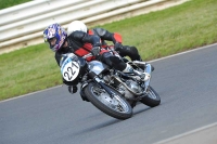 Mallory-park-Leicestershire;Mallory-park-photographs;Motorcycle-action-photographs;classic-bikes;event-digital-images;eventdigitalimages;mallory-park;no-limits-trackday;peter-wileman-photography;vintage-bikes;vintage-motorcycles;vmcc-festival-1000-bikes