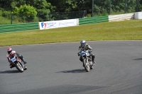 Mallory-park-Leicestershire;Mallory-park-photographs;Motorcycle-action-photographs;classic-bikes;event-digital-images;eventdigitalimages;mallory-park;no-limits-trackday;peter-wileman-photography;vintage-bikes;vintage-motorcycles;vmcc-festival-1000-bikes