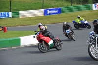 Mallory-park-Leicestershire;Mallory-park-photographs;Motorcycle-action-photographs;classic-bikes;event-digital-images;eventdigitalimages;mallory-park;no-limits-trackday;peter-wileman-photography;vintage-bikes;vintage-motorcycles;vmcc-festival-1000-bikes