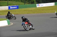 Mallory-park-Leicestershire;Mallory-park-photographs;Motorcycle-action-photographs;classic-bikes;event-digital-images;eventdigitalimages;mallory-park;no-limits-trackday;peter-wileman-photography;vintage-bikes;vintage-motorcycles;vmcc-festival-1000-bikes