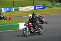 Mallory-park-Leicestershire;Mallory-park-photographs;Motorcycle-action-photographs;classic-bikes;event-digital-images;eventdigitalimages;mallory-park;no-limits-trackday;peter-wileman-photography;vintage-bikes;vintage-motorcycles;vmcc-festival-1000-bikes