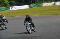 Mallory-park-Leicestershire;Mallory-park-photographs;Motorcycle-action-photographs;classic-bikes;event-digital-images;eventdigitalimages;mallory-park;no-limits-trackday;peter-wileman-photography;vintage-bikes;vintage-motorcycles;vmcc-festival-1000-bikes