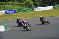 Mallory-park-Leicestershire;Mallory-park-photographs;Motorcycle-action-photographs;classic-bikes;event-digital-images;eventdigitalimages;mallory-park;no-limits-trackday;peter-wileman-photography;vintage-bikes;vintage-motorcycles;vmcc-festival-1000-bikes