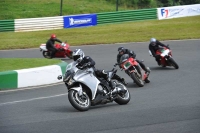 Mallory-park-Leicestershire;Mallory-park-photographs;Motorcycle-action-photographs;classic-bikes;event-digital-images;eventdigitalimages;mallory-park;no-limits-trackday;peter-wileman-photography;vintage-bikes;vintage-motorcycles;vmcc-festival-1000-bikes