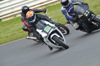 Mallory-park-Leicestershire;Mallory-park-photographs;Motorcycle-action-photographs;classic-bikes;event-digital-images;eventdigitalimages;mallory-park;no-limits-trackday;peter-wileman-photography;vintage-bikes;vintage-motorcycles;vmcc-festival-1000-bikes