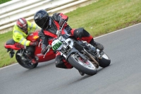 Mallory-park-Leicestershire;Mallory-park-photographs;Motorcycle-action-photographs;classic-bikes;event-digital-images;eventdigitalimages;mallory-park;no-limits-trackday;peter-wileman-photography;vintage-bikes;vintage-motorcycles;vmcc-festival-1000-bikes