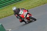 Mallory-park-Leicestershire;Mallory-park-photographs;Motorcycle-action-photographs;classic-bikes;event-digital-images;eventdigitalimages;mallory-park;no-limits-trackday;peter-wileman-photography;vintage-bikes;vintage-motorcycles;vmcc-festival-1000-bikes