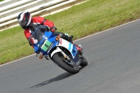 Mallory-park-Leicestershire;Mallory-park-photographs;Motorcycle-action-photographs;classic-bikes;event-digital-images;eventdigitalimages;mallory-park;no-limits-trackday;peter-wileman-photography;vintage-bikes;vintage-motorcycles;vmcc-festival-1000-bikes