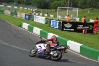 Mallory-park-Leicestershire;Mallory-park-photographs;Motorcycle-action-photographs;classic-bikes;event-digital-images;eventdigitalimages;mallory-park;no-limits-trackday;peter-wileman-photography;vintage-bikes;vintage-motorcycles;vmcc-festival-1000-bikes