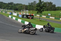 Mallory-park-Leicestershire;Mallory-park-photographs;Motorcycle-action-photographs;classic-bikes;event-digital-images;eventdigitalimages;mallory-park;no-limits-trackday;peter-wileman-photography;vintage-bikes;vintage-motorcycles;vmcc-festival-1000-bikes