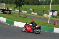 Mallory-park-Leicestershire;Mallory-park-photographs;Motorcycle-action-photographs;classic-bikes;event-digital-images;eventdigitalimages;mallory-park;no-limits-trackday;peter-wileman-photography;vintage-bikes;vintage-motorcycles;vmcc-festival-1000-bikes