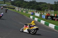 Mallory-park-Leicestershire;Mallory-park-photographs;Motorcycle-action-photographs;classic-bikes;event-digital-images;eventdigitalimages;mallory-park;no-limits-trackday;peter-wileman-photography;vintage-bikes;vintage-motorcycles;vmcc-festival-1000-bikes