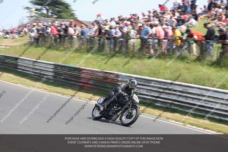 Vintage motorcycle club;eventdigitalimages;mallory park;mallory park trackday photographs;no limits trackdays;peter wileman photography;trackday digital images;trackday photos;vmcc festival 1000 bikes photographs